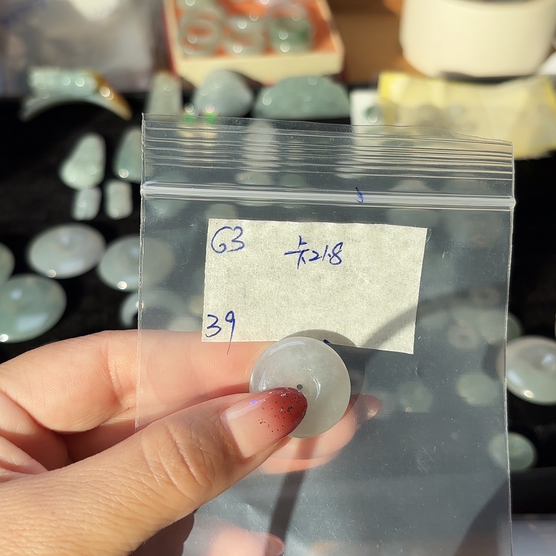 定制翡翠未镶嵌不退