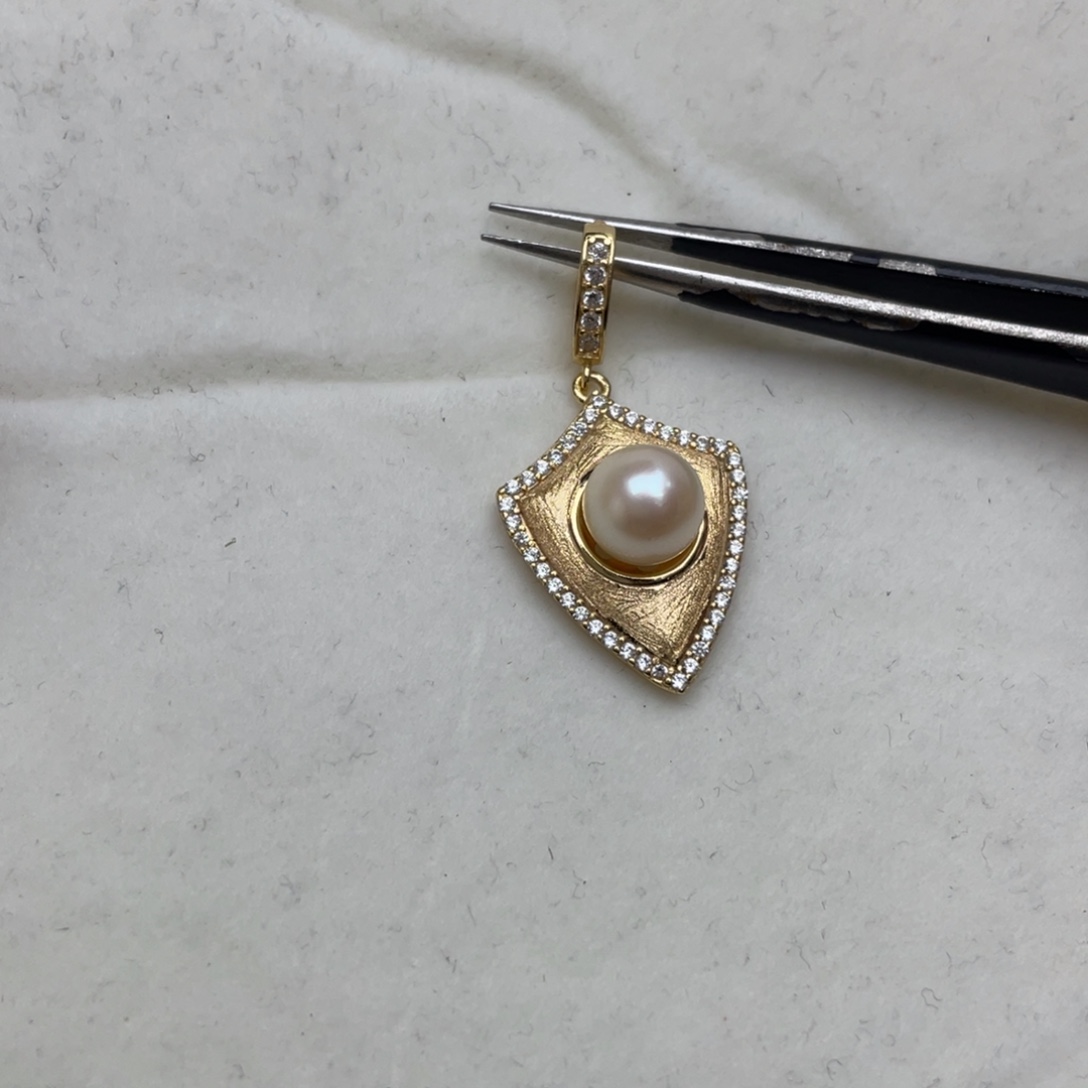 银S925镶嵌海水珍珠吊坠(不含链)