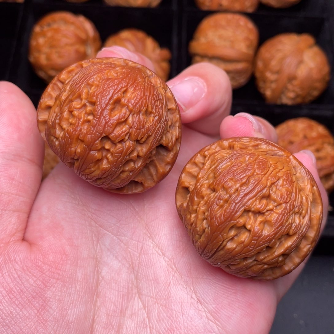 38碧玺（处理）文玩