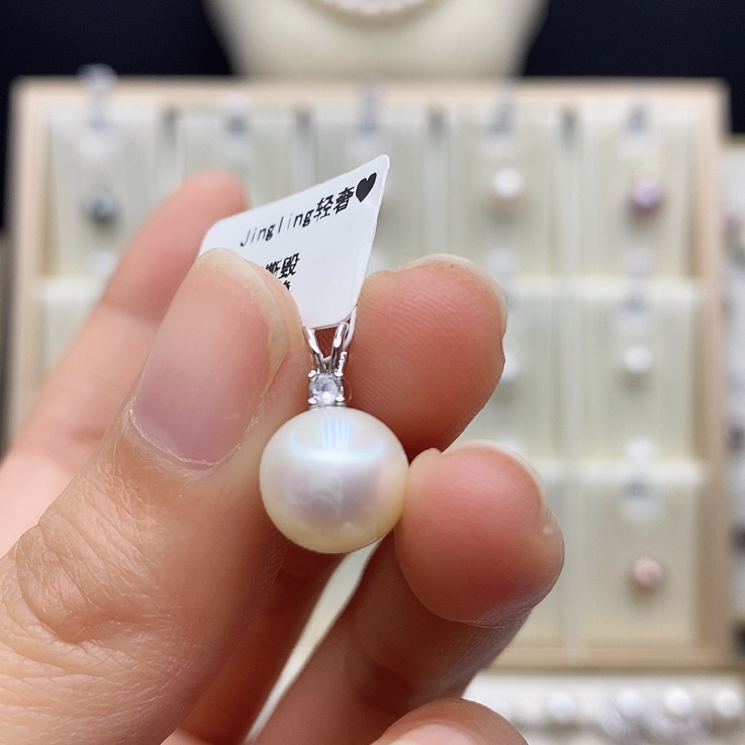 合金淡水珍珠颈饰