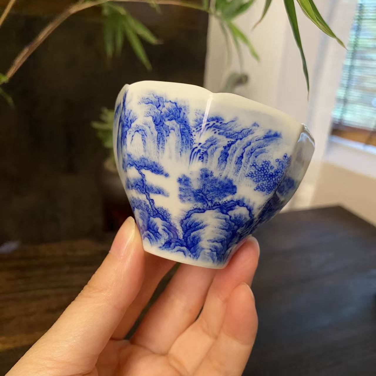 【四悦茶陶】青花山水八方杯 景德镇陶瓷手工手绘 容量80
