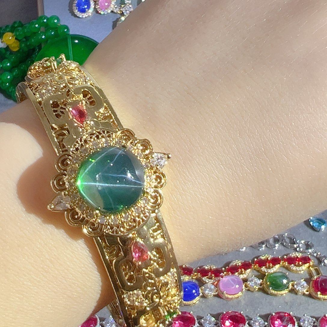 花岗石钨合金红色蓝色大宝贝