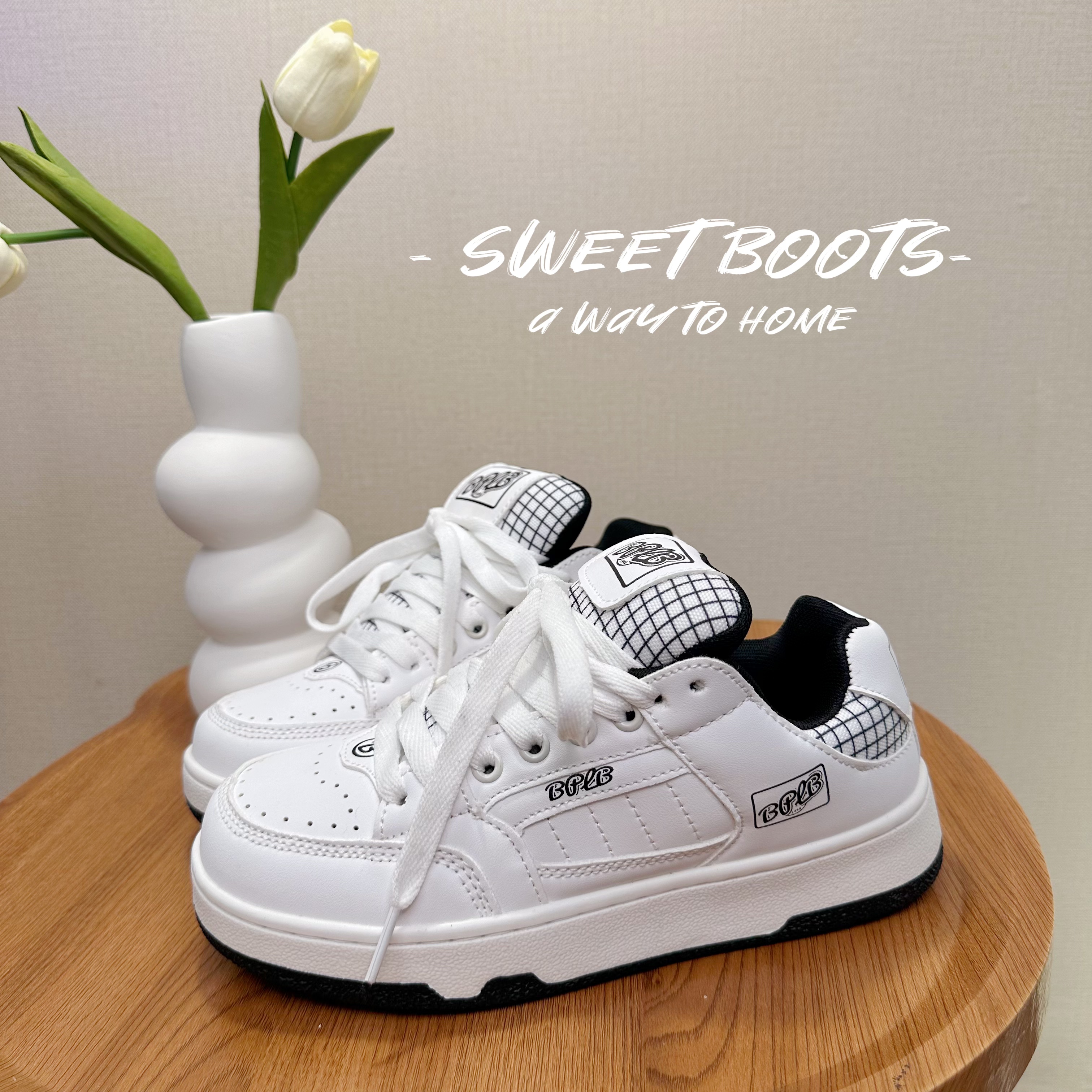 【甜心小步】女国潮风面包小白鞋2025秋季新款百搭休闲运动百搭板鞋