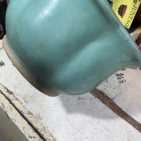 北*熊陶瓷材料，品相完好