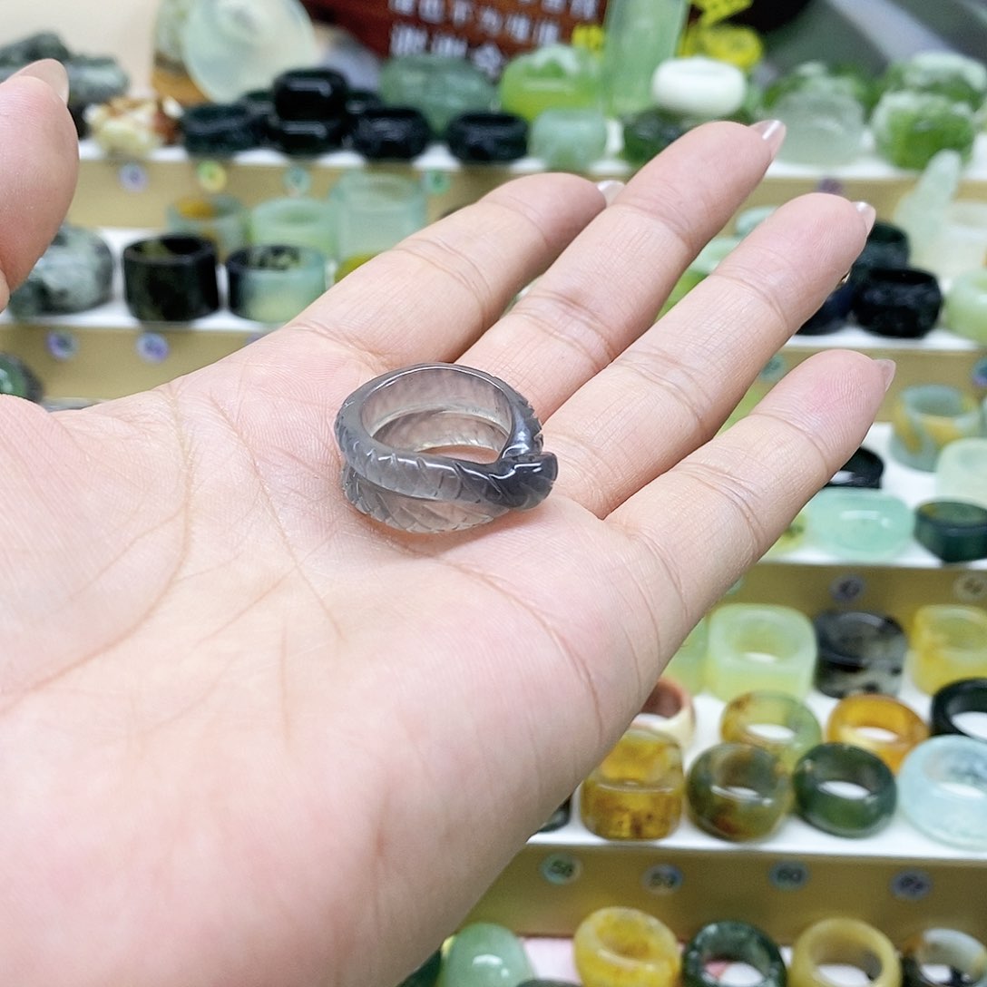 岫玉天然玉石未镶嵌吴*