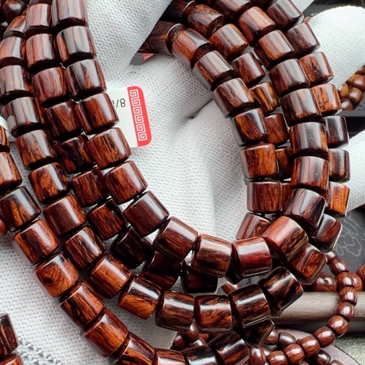 木念**随海南红降8*8桶珠满油满纹超一档精品多圈