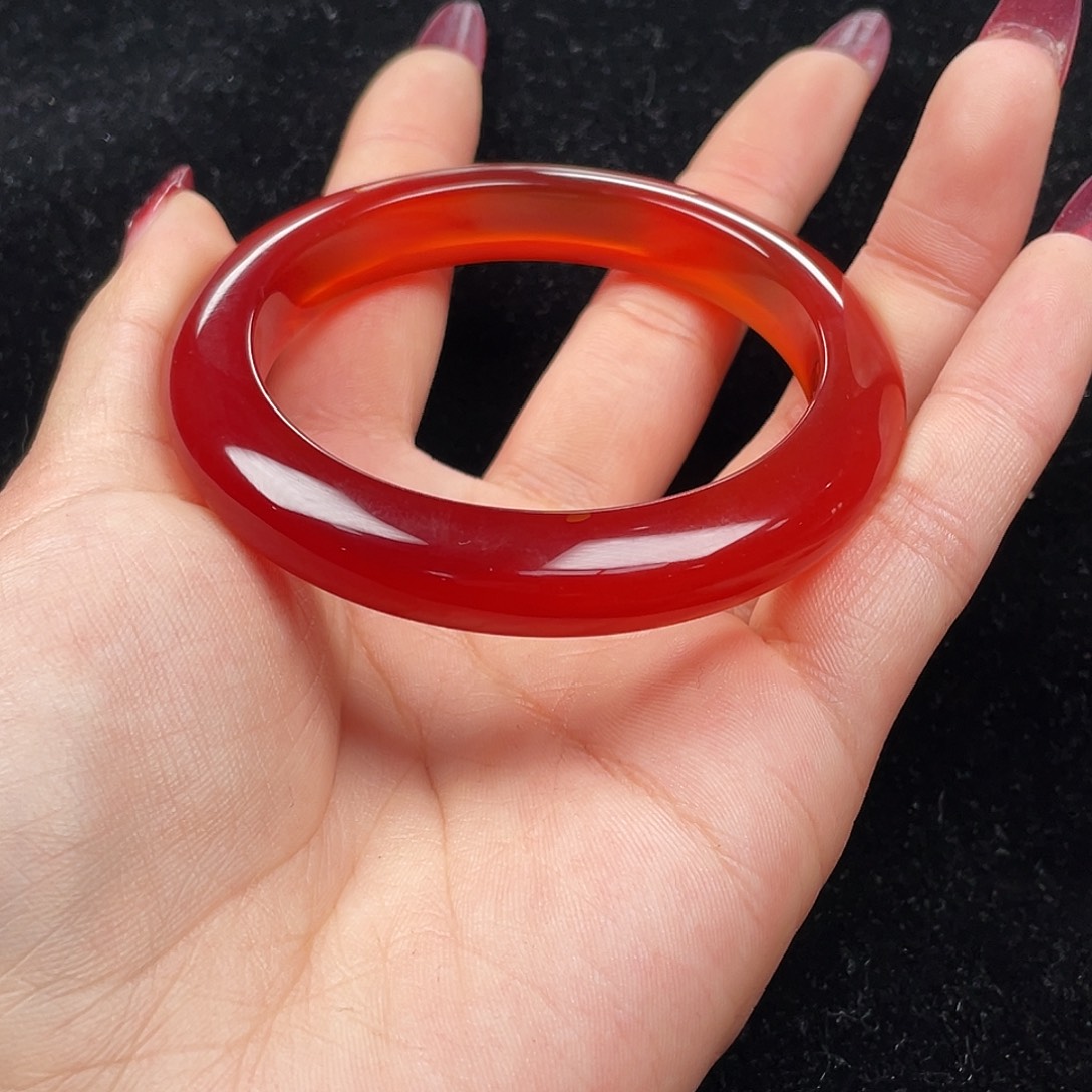 玛瑙/玉髓手镯未镶嵌佳*嘉