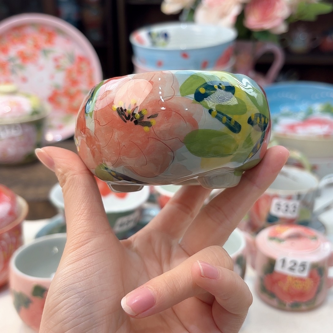 瓷片兔兔好可爱呀