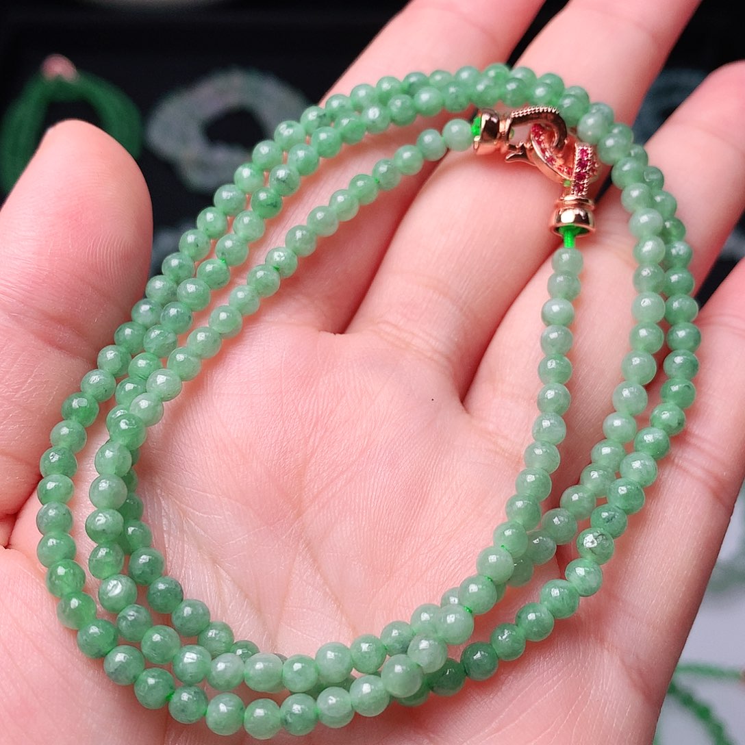 翡翠手链未镶嵌翡翠