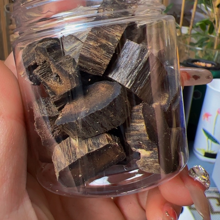 沉香碎屑沉香奇楠黑棋边角老料30克