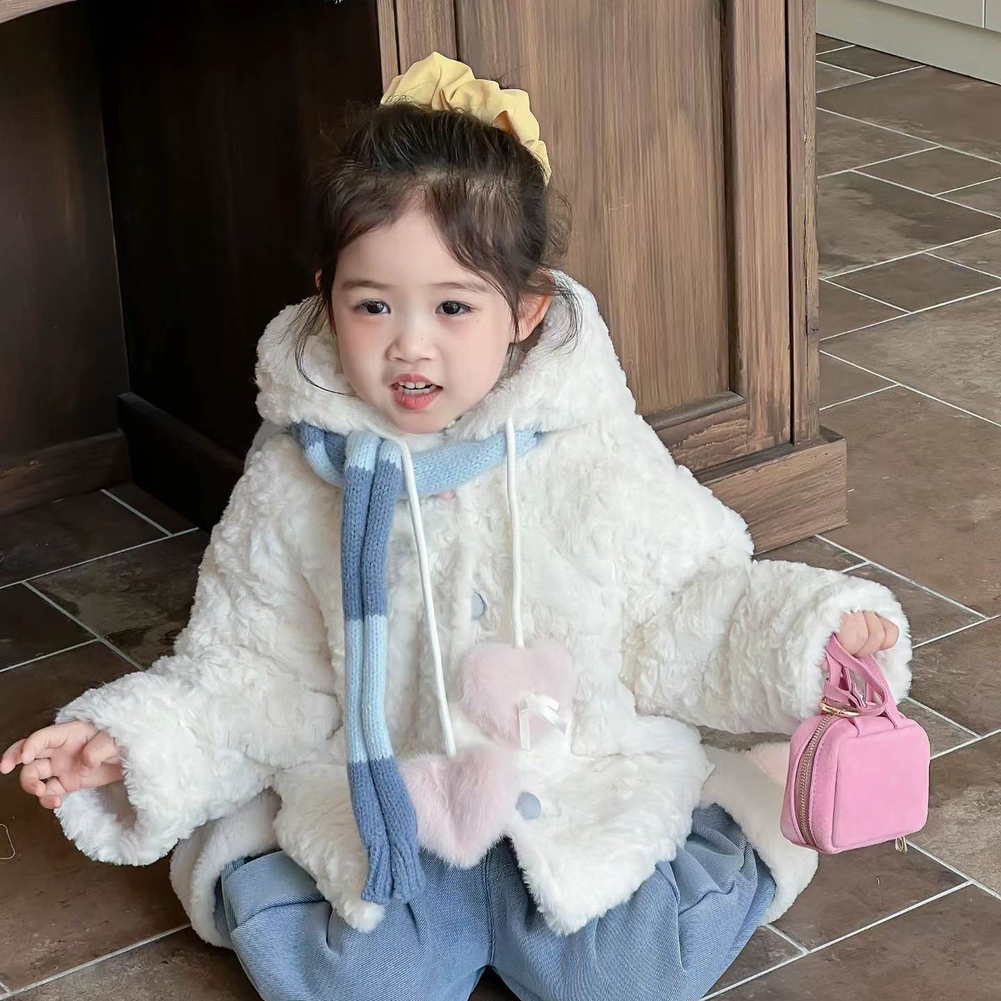 乃糖   秋冬加绒加厚女童爱心毛毛衣开衫外套