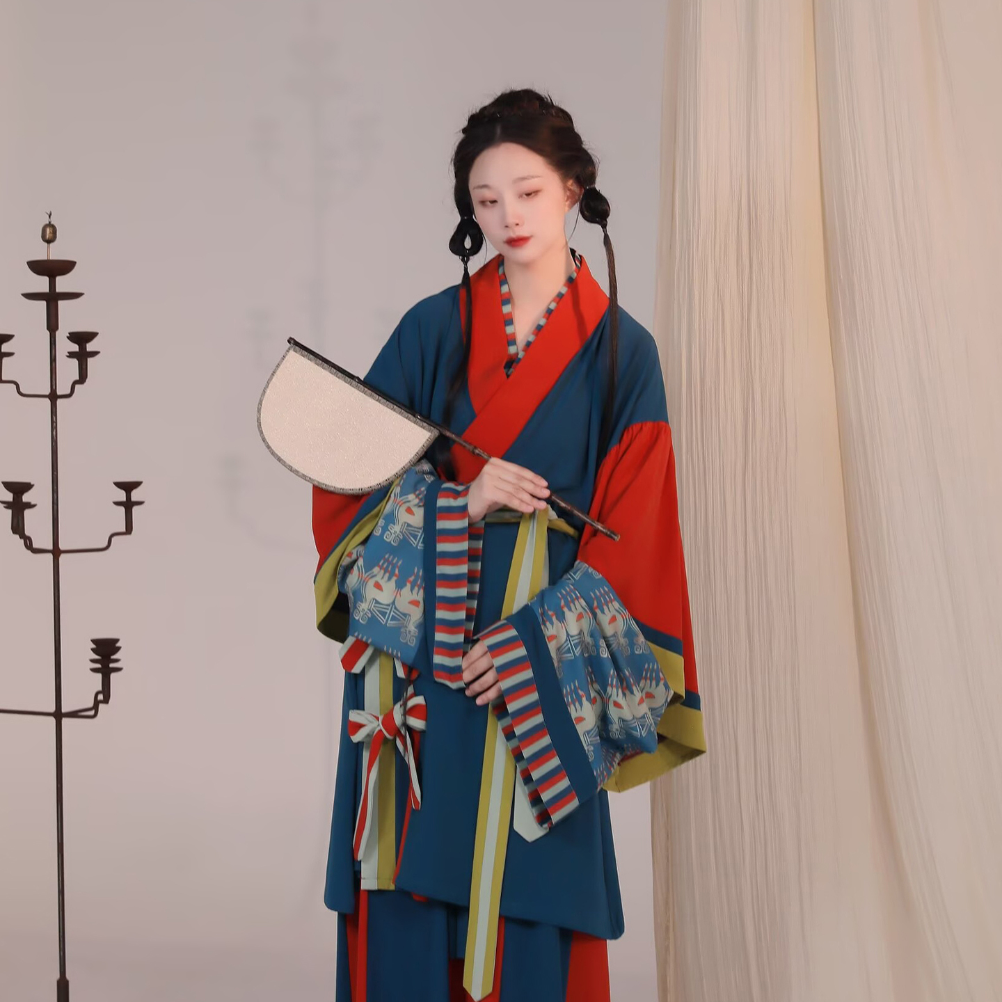 谜阿凰【楼兰半袖绮衣】晋制复原风汉服套装交窬裙毕家滩设计师款