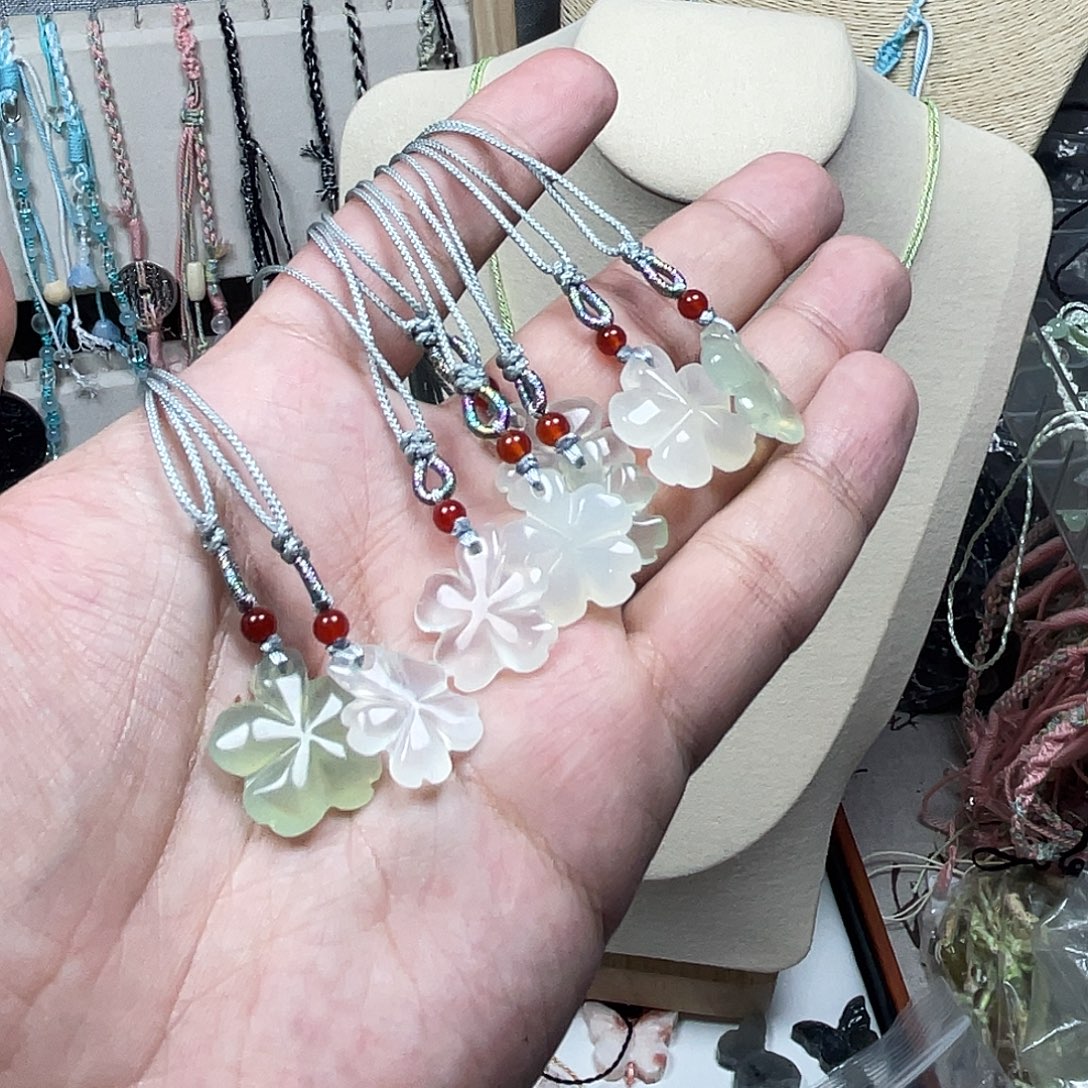 蛇纹石玉合金颈饰