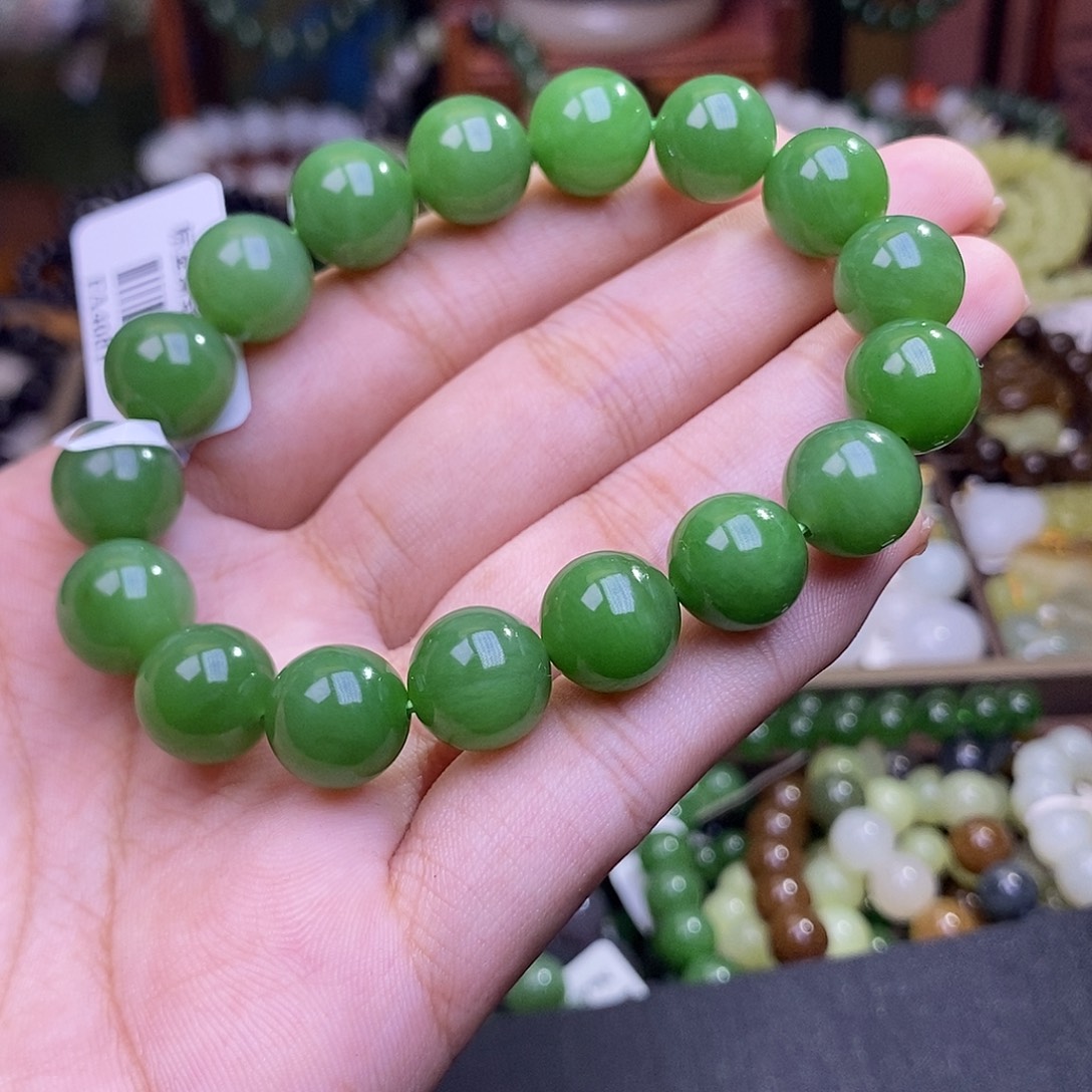 和田玉未镶嵌颈饰碧玉阳绿老矿料手串12mm