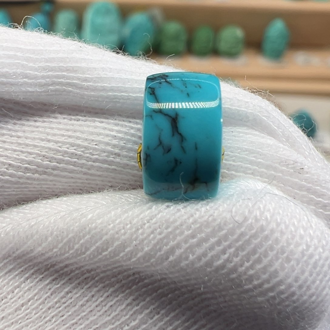 绿松石配饰未镶嵌薇*