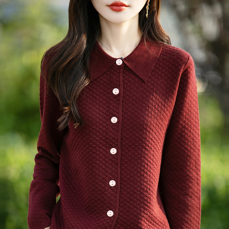 羊范秋冬款精纺羊毛加厚POLO领纯色大气针织开衫女翻领菱形格衬衣