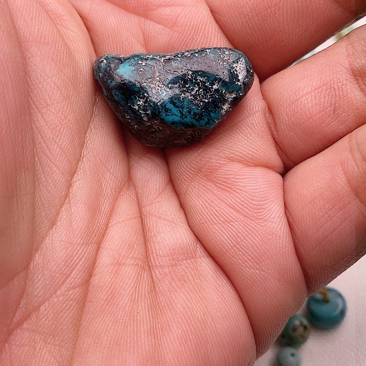 绿松石未镶嵌珠宝半成品黑*?