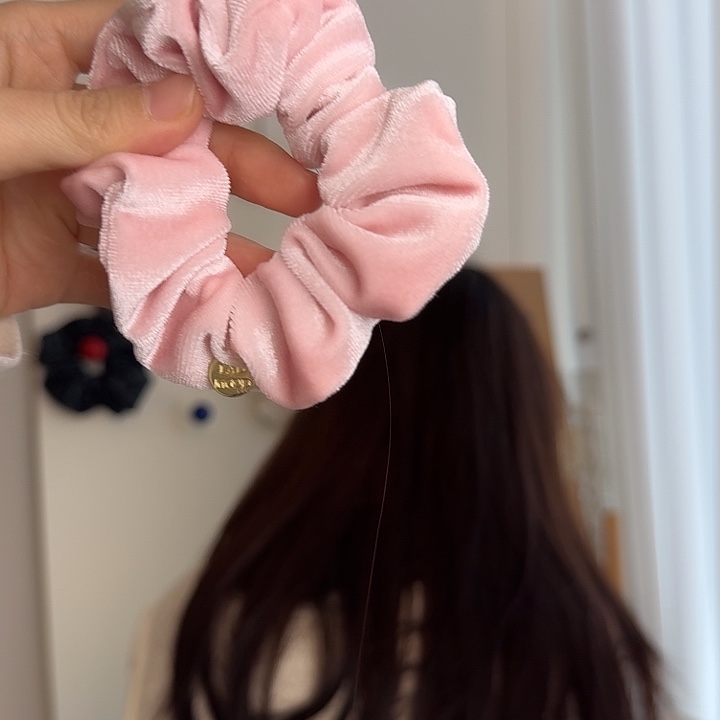 k***包布艺铁合金韩粉小大肠发圈9.9