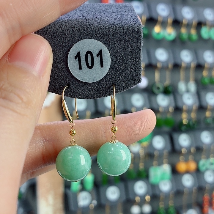 翡翠18K金镶嵌耳饰