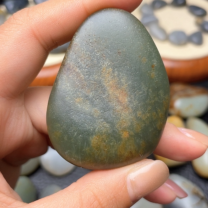 和田玉颈饰未镶嵌39