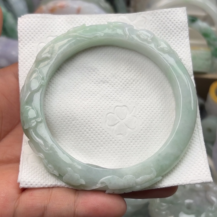 翡翠未镶嵌手镯60圈蝶恋花210