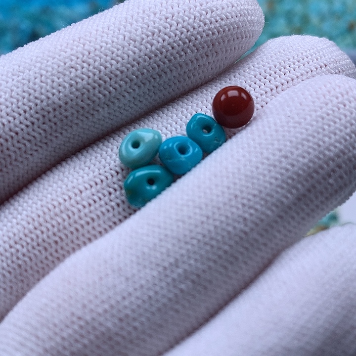 南红玛瑙未镶嵌珠宝奇石