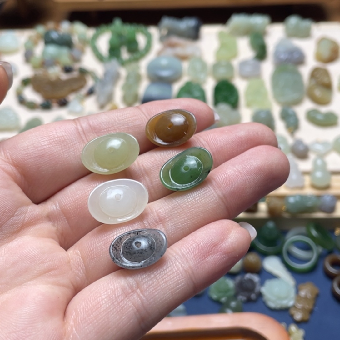 心***钟和田玉未镶嵌吊坠(不含链)5颗