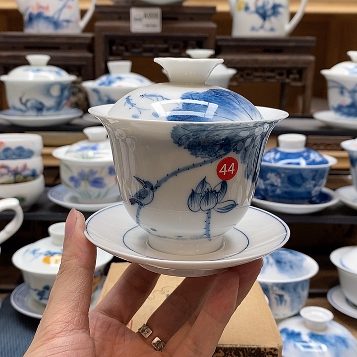 手绘荷花翠鸟盖碗160cc釉下彩微瑕福利款