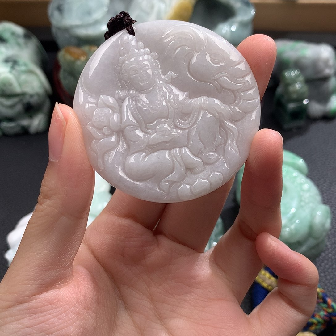 吊坠(不含链)未镶嵌翡翠