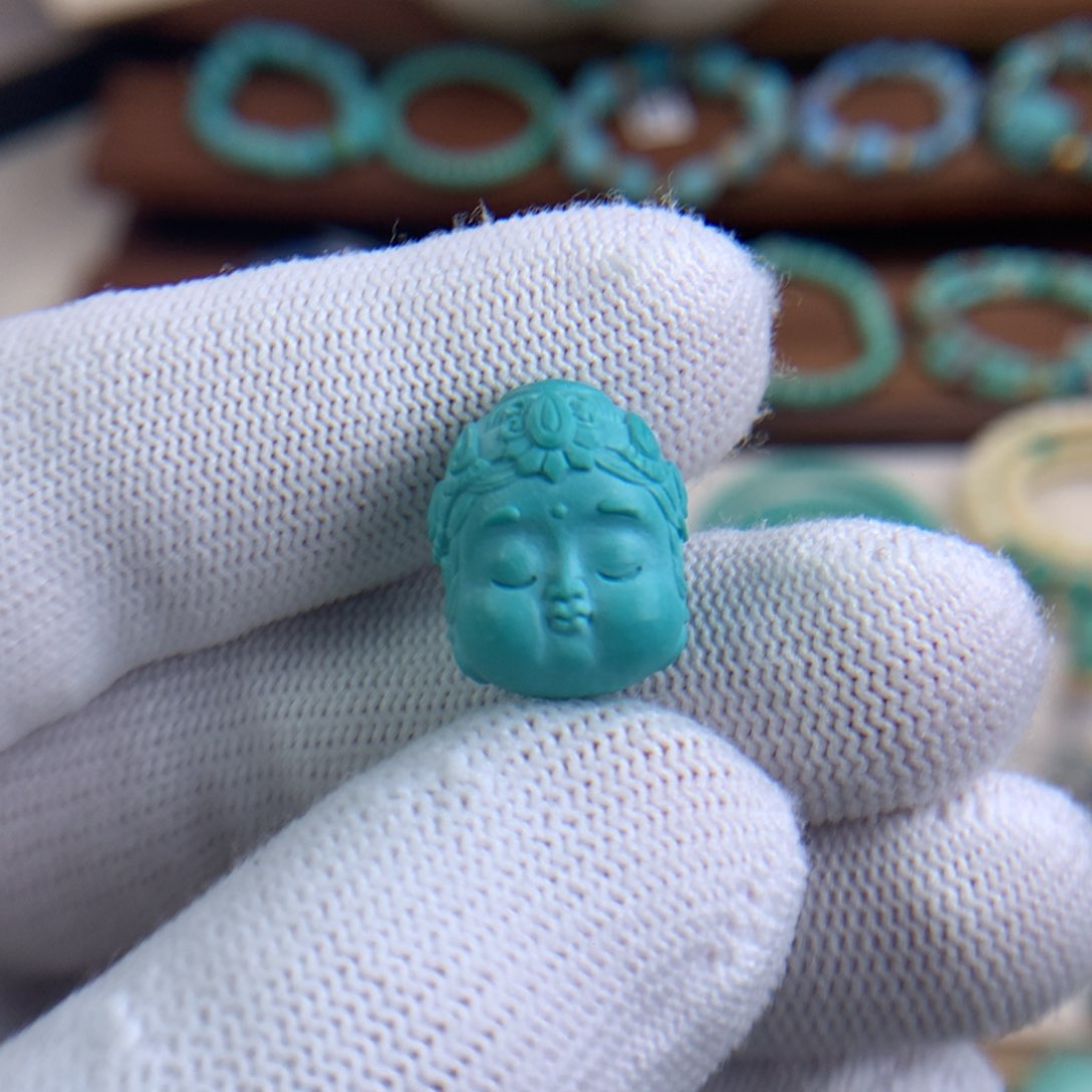 未镶嵌绿松石珠宝奇石