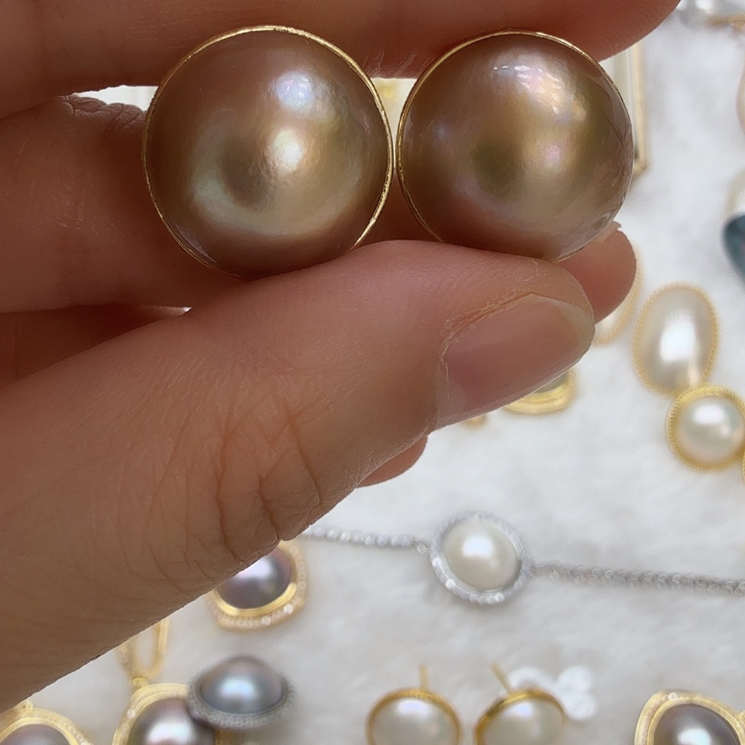 未镶嵌耳饰拼合珍珠（马贝珠）