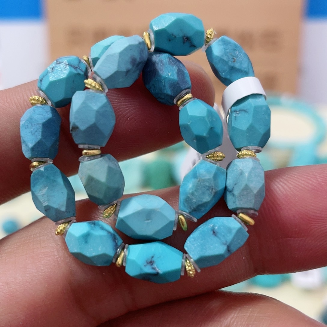 绿松石配饰18K金镶嵌