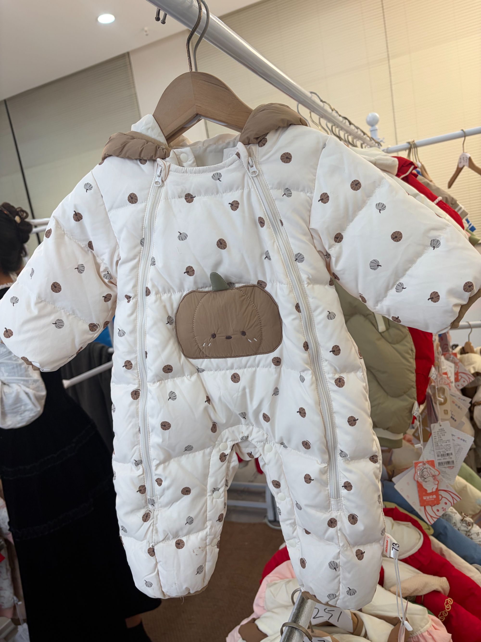 【婴婴好乖】宝宝冬季羽绒服连体衣幼儿外出保暖加绒爬服轻薄羽绒