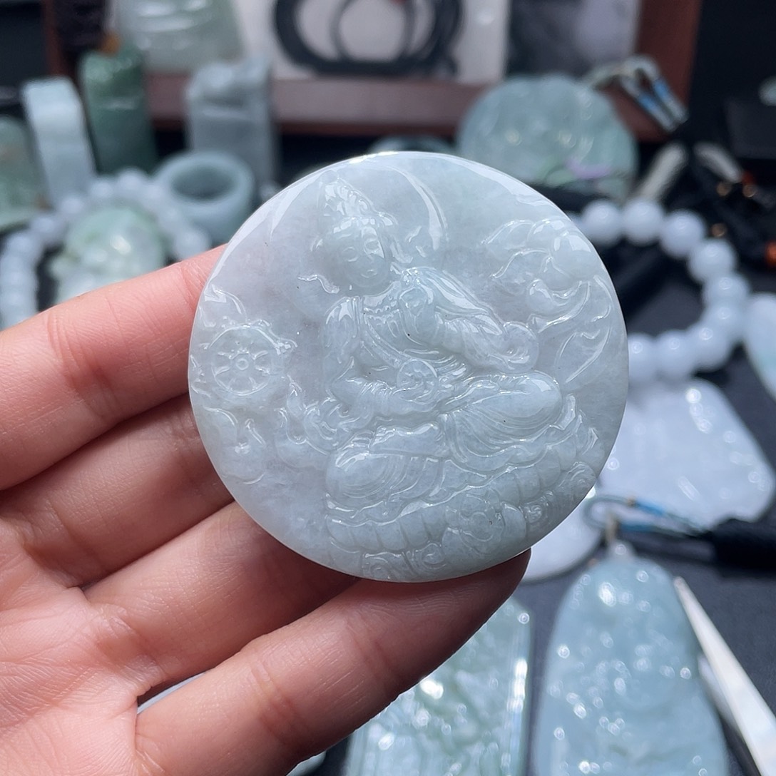 翡翠未镶嵌颈饰翡翠