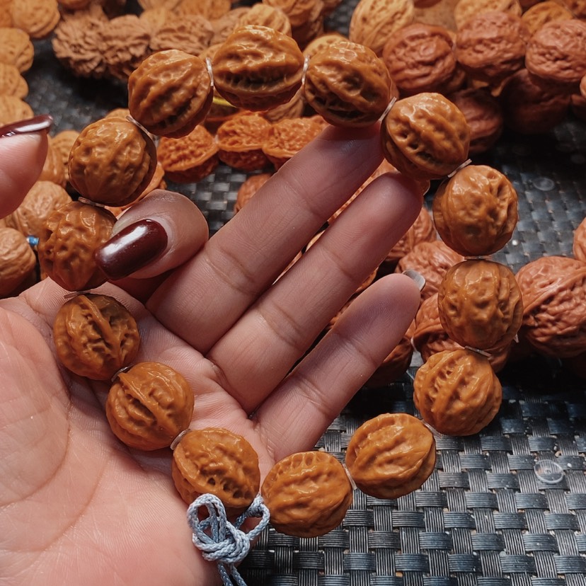 【闪购商品】文玩核桃吊坠大****好蚂蚁纹