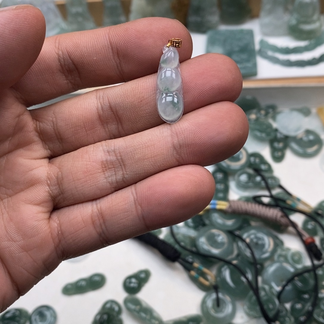 翡翠未镶嵌手链天然a货翡翠10