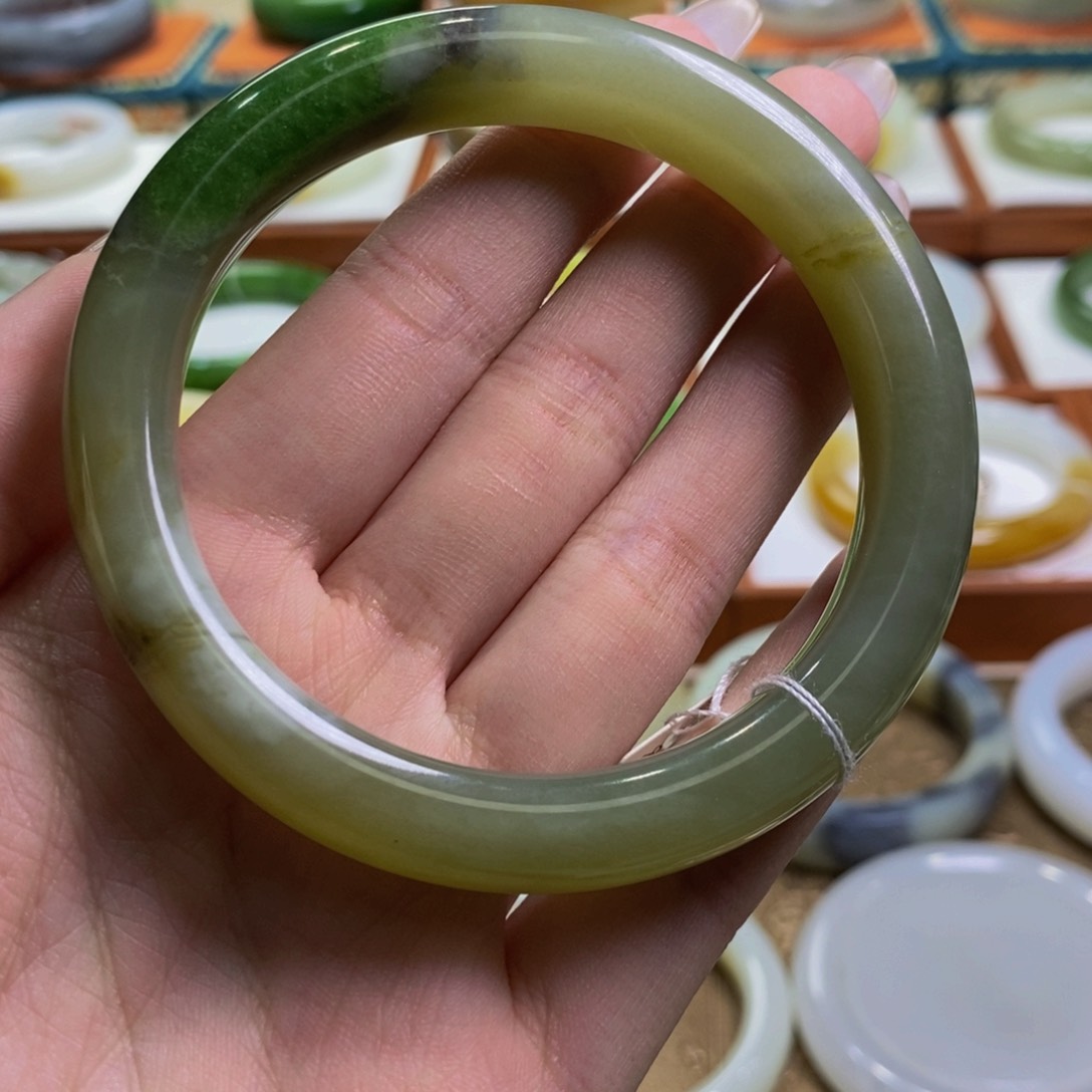 和田玉手镯未镶嵌青海翠青60-61