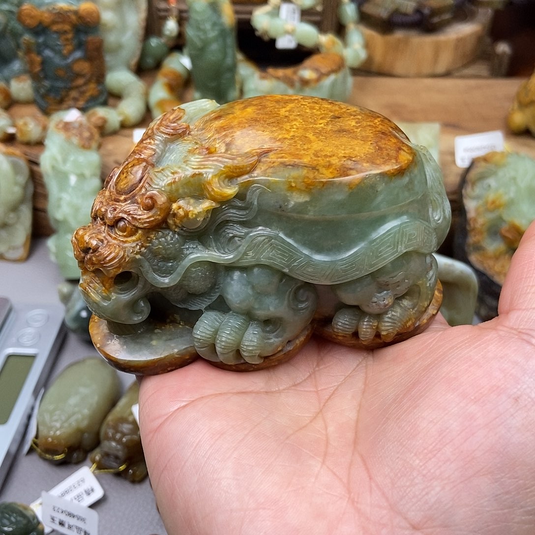 岫岩河磨玉（透闪石质玉）把件未镶嵌天****5