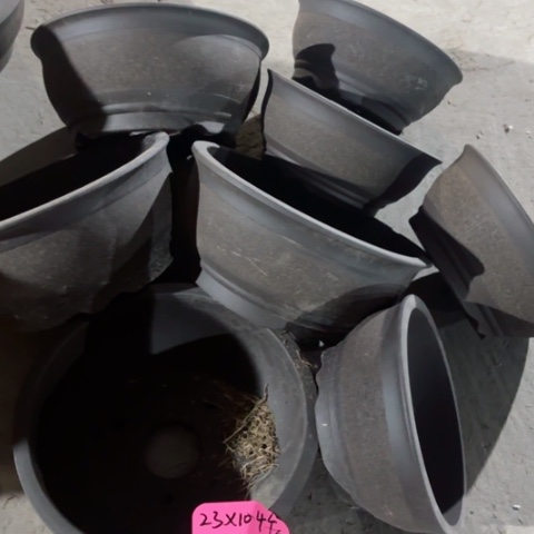 紫砂花盆    100,8。