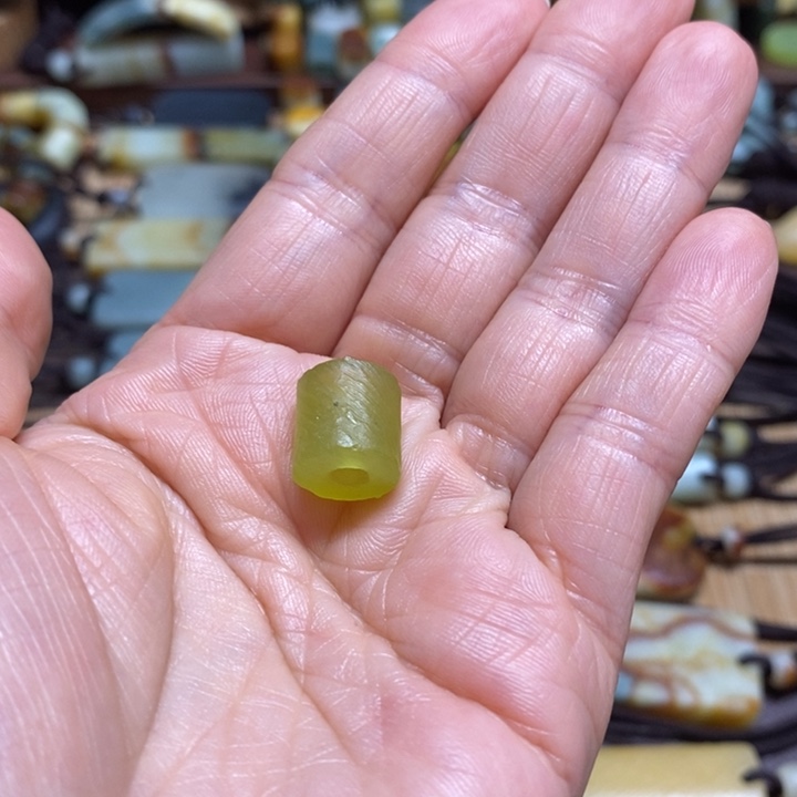 *****蛇纹石玉未镶嵌挂件