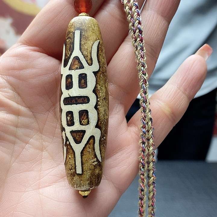 玛瑙/玉髓颈饰合金