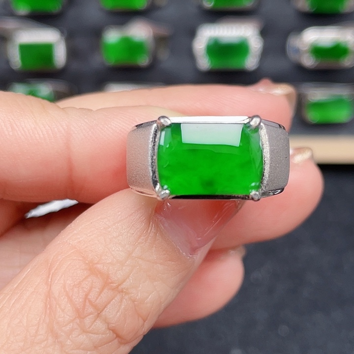 翡翠戒指银S925镶嵌编号2105没有运费险