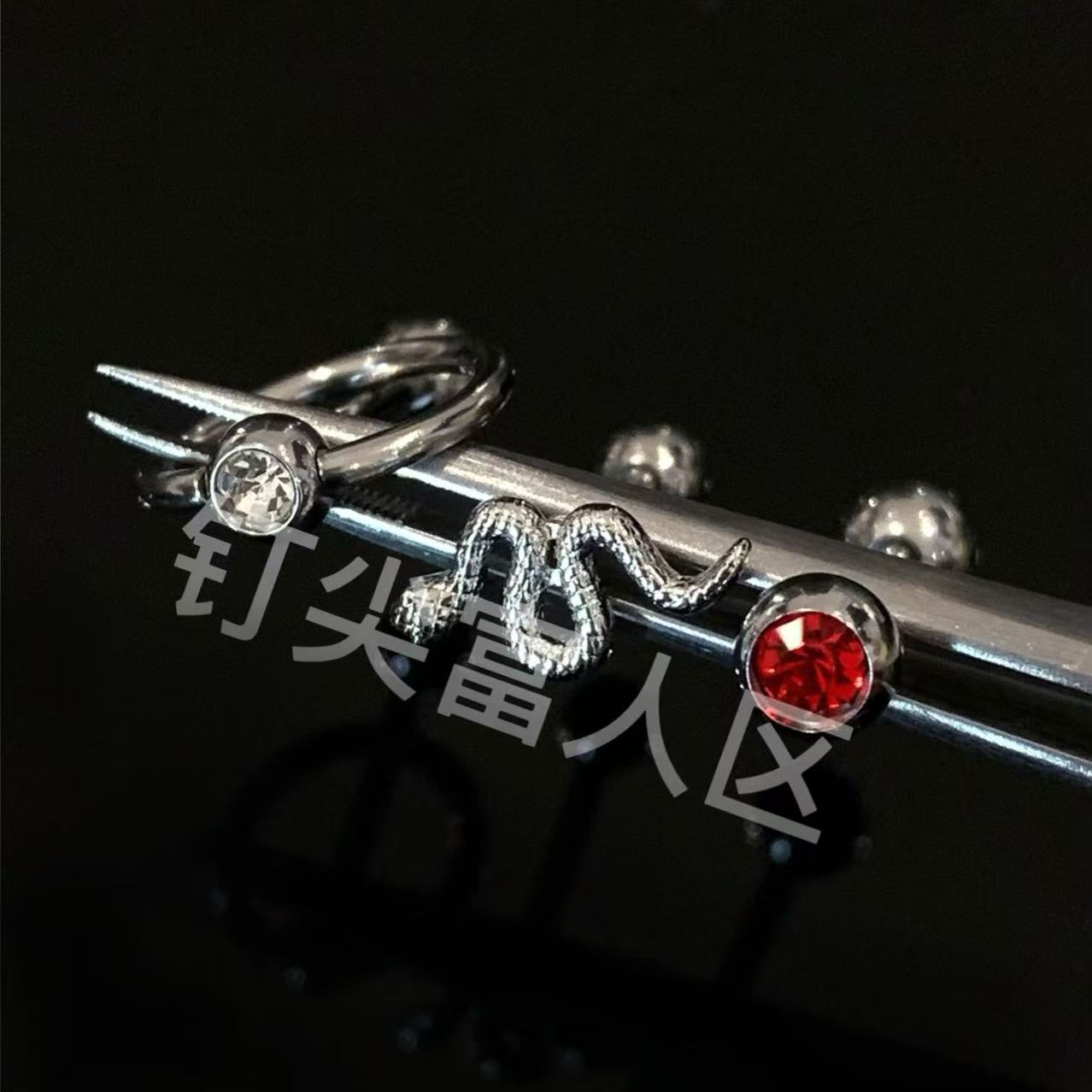 伊甸园之夜舌钉钛钢材质防过敏简约百搭小众舒适穿刺饰品男女同款