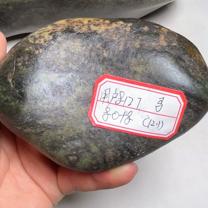 未镶嵌和田玉（糖玉）车挂