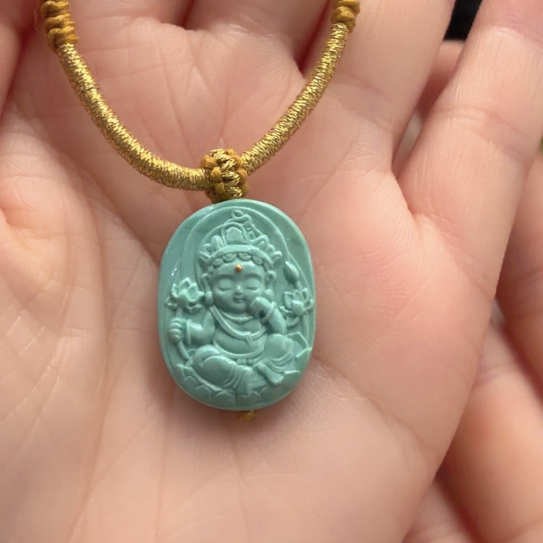 绿松石未镶嵌颈饰