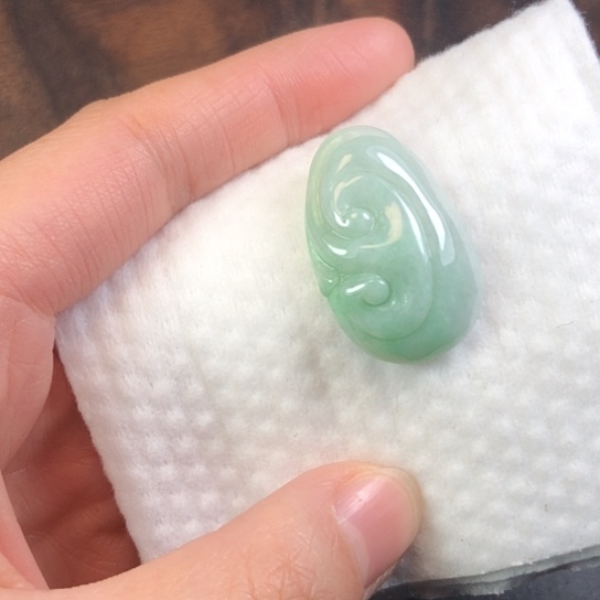 翡翠未镶嵌颈饰缅甸A货，每天下午1点半开播