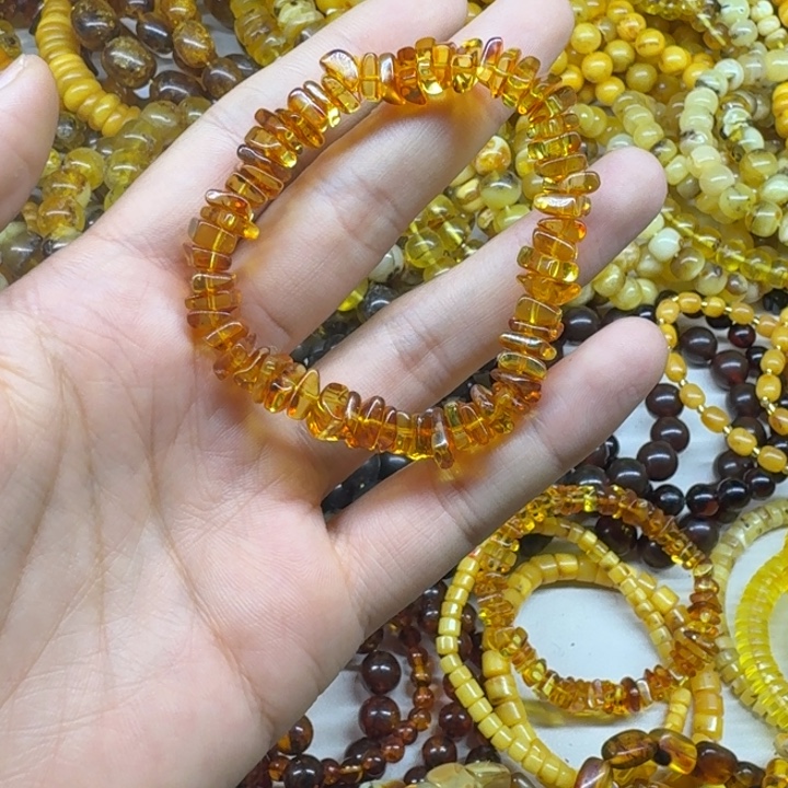 琥珀未镶嵌珠宝奇石