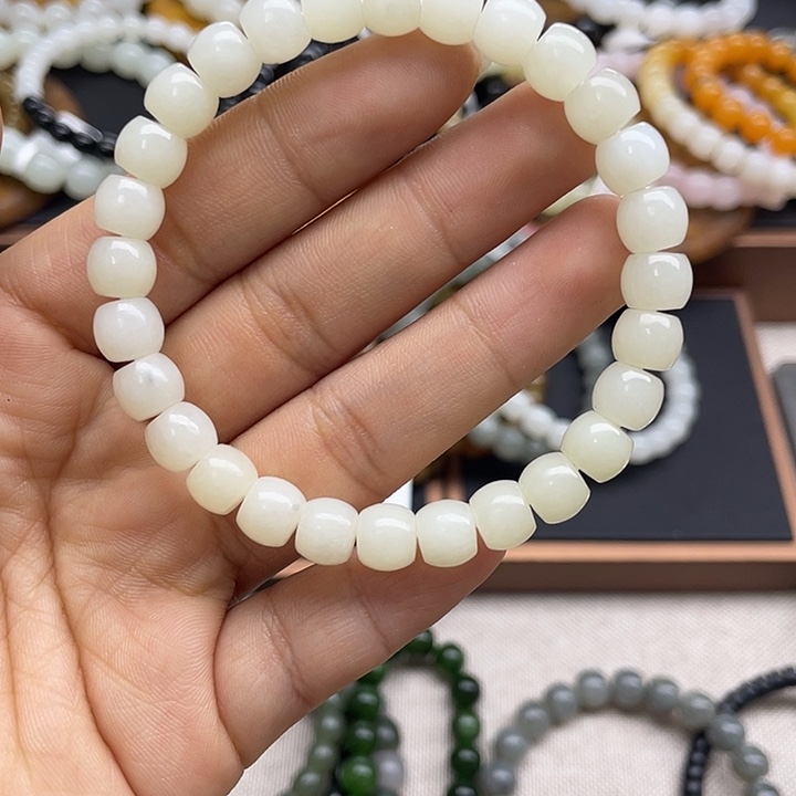 和田玉未镶嵌手串