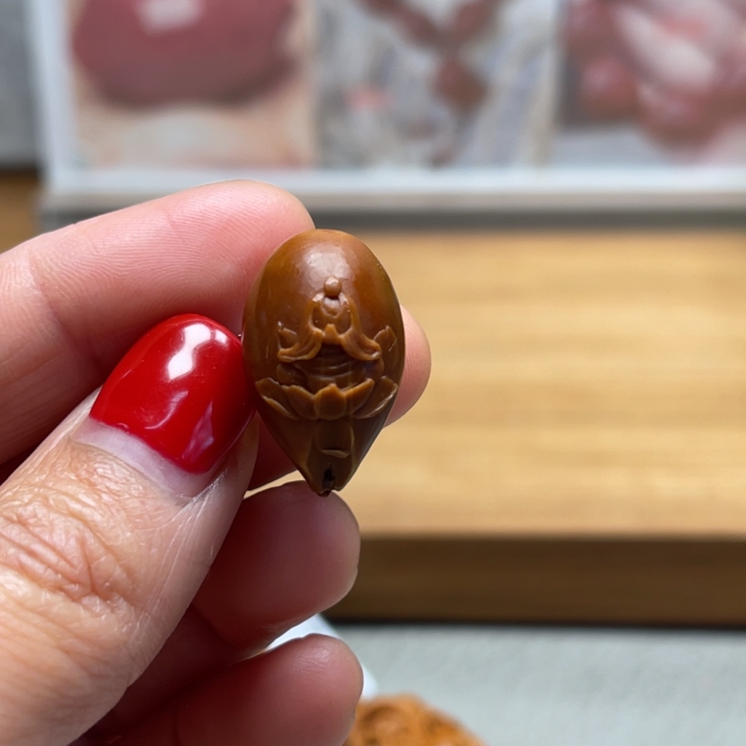 吊坠橄榄核三通无相