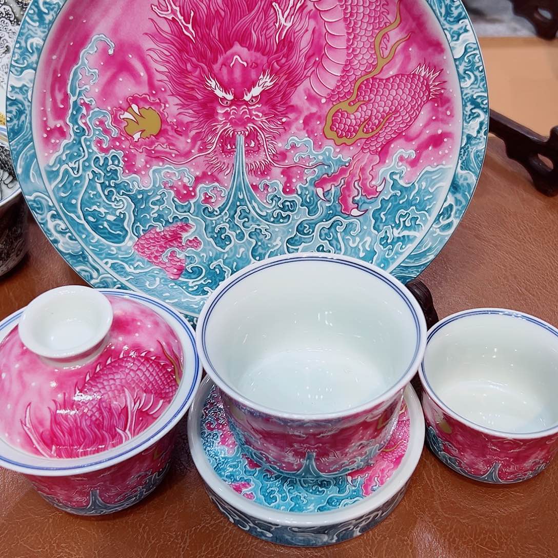 摆件景德镇市的中心城区是我国的著名